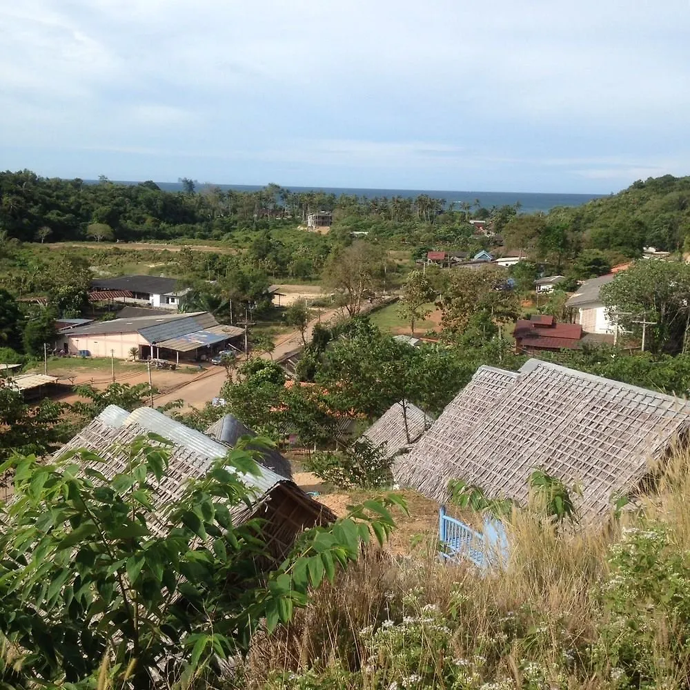 Phusan Bungalow Ко-Ланта 2*,